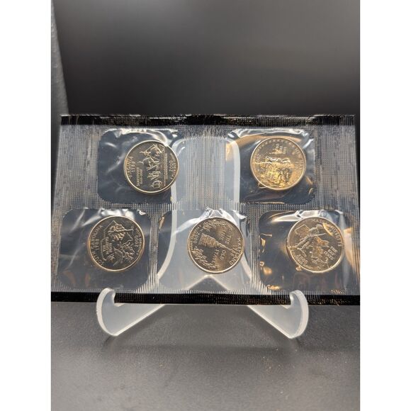 2000 Denver Uncirculated Mint Set — OGP w/ COA - Picture 2 of 5